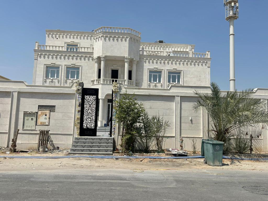 Al Zarf Contracting team on site